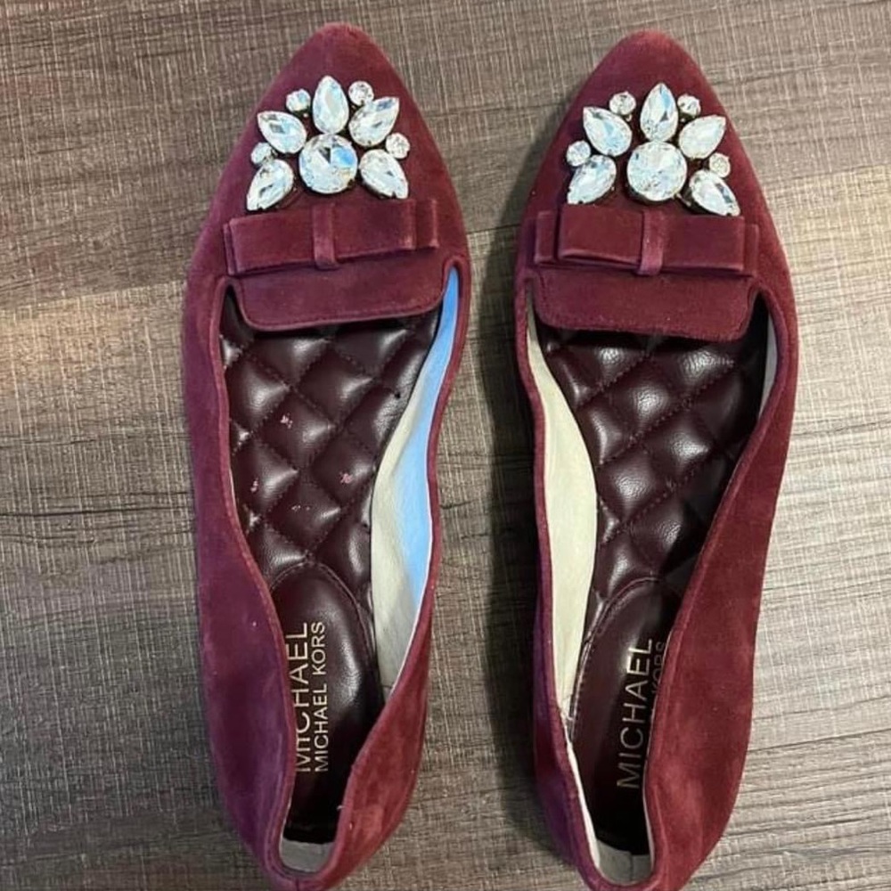 MICHAEL Michael Kors Felicity Embellished Gem Flats. Size 6.5